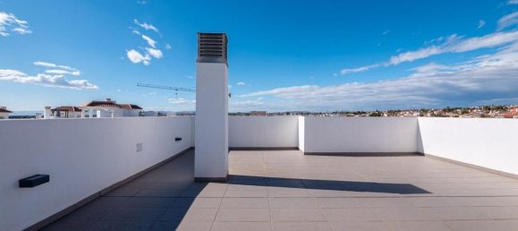 Casa de 6 dormitorios en Ciudad Quesada, Spain No. 151939 17