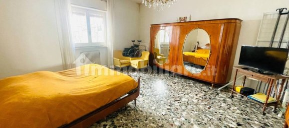 Квартира с 2 спальнями в Валенцано, Италия № 353223 7