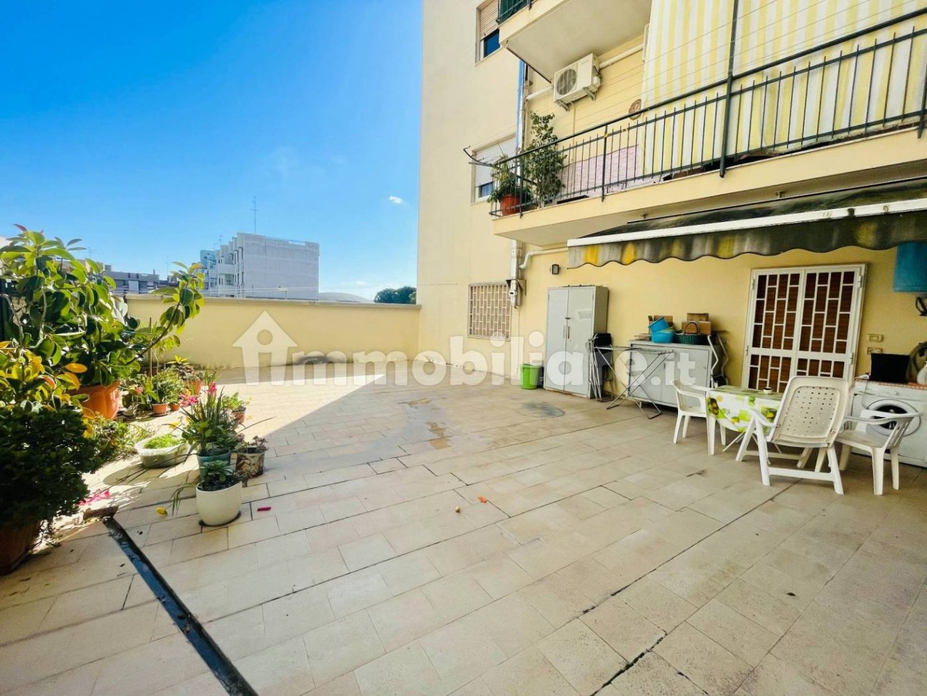 Квартира с 2 спальнями в Валенцано, Италия № 353223