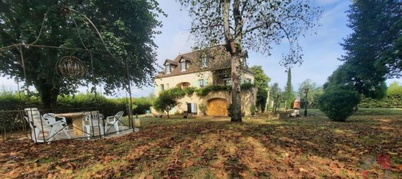 6 bedrooms House in Lot, France No. 338335 2