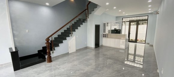 4 bedrooms Villa in Nha Be, Vietnam No. 10339 2