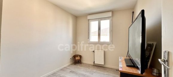 3 bedrooms Apartment in Saint-Ouen-l'Aumone, France No. 358693 7