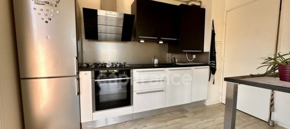 3 bedrooms Apartment in Saint-Ouen-l'Aumone, France No. 358693 4