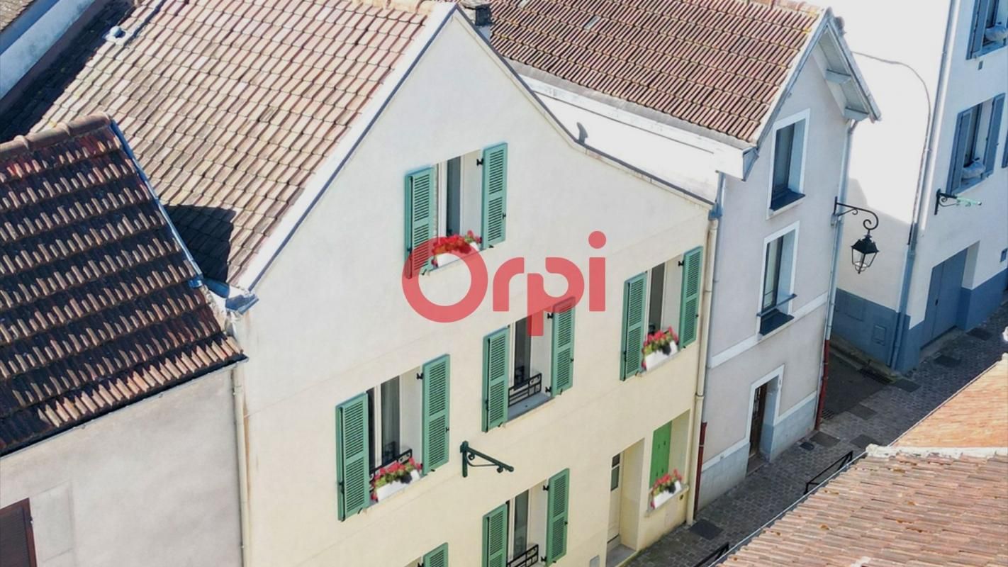 4 bedrooms House in Chambourcy, France No. 121535