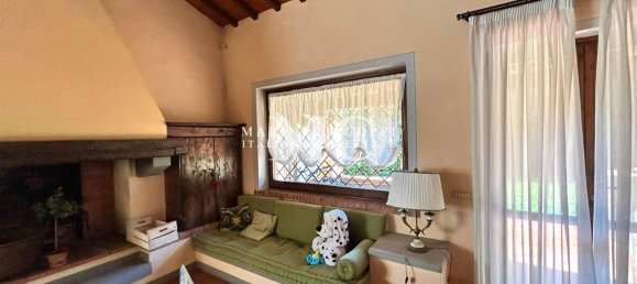 4 bedrooms Villa in Impruneta, Italy No. 189725 5