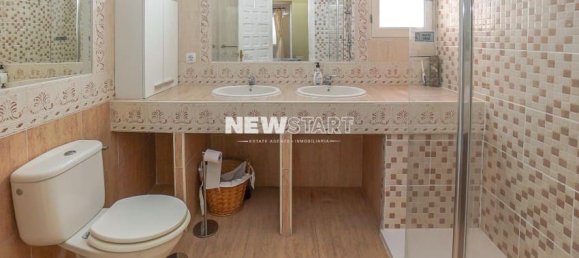 Villa de 4 dormitorios en La Marina, Spain No. 136206 2