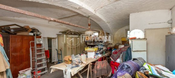 3 bedrooms House in Narzole, Italy No. 272331 3