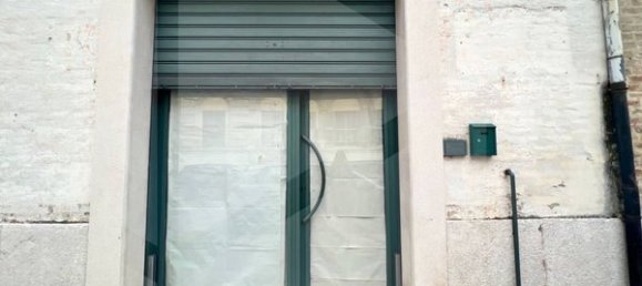 2 rooms Commercial property in San Severo, Italy No. 22772 4
