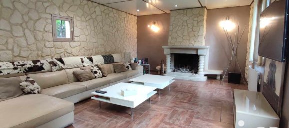 3 bedrooms House in Olivet, France No. 78275 12