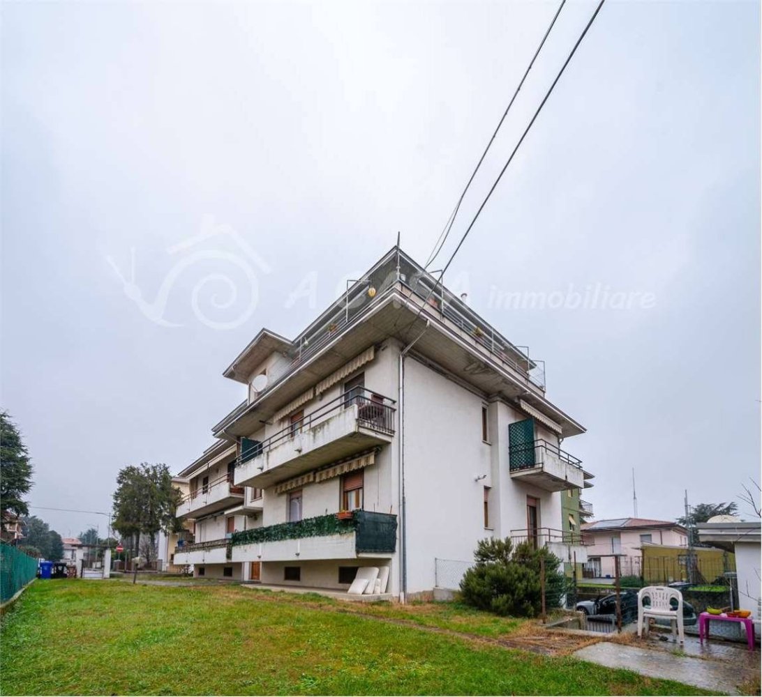 3 bedrooms Apartment in Noceto, Italy No. 168442