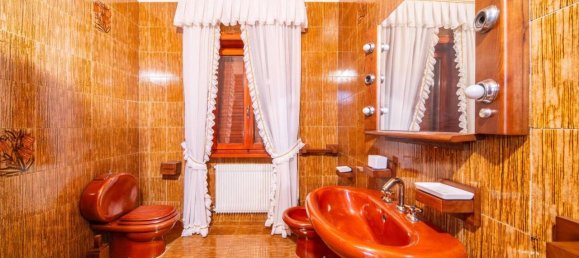 9غرفة فيلا في Udine, Italy رقم 27697 58