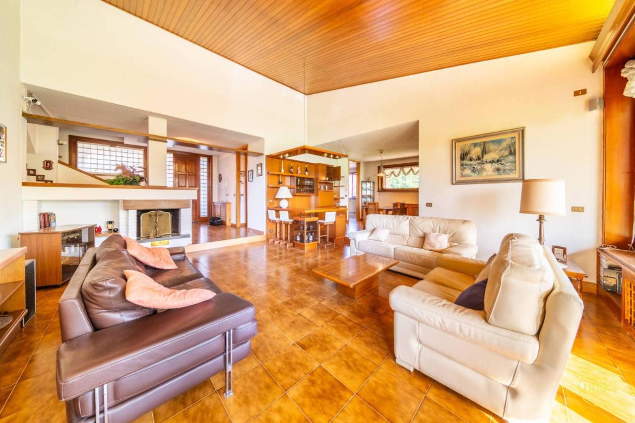 9غرفة فيلا في Udine, Italy رقم 27697