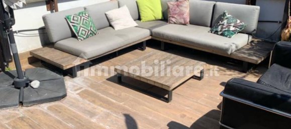 3 bedrooms Penthouse in Rome, Italy No. 129878 10