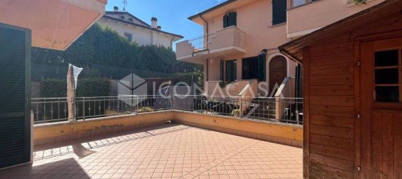 4 rooms Apartment in Santa Maria a Monte, Italy No. 257789 26