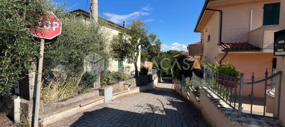 4 rooms Apartment in Santa Maria a Monte, Italy No. 257789 4
