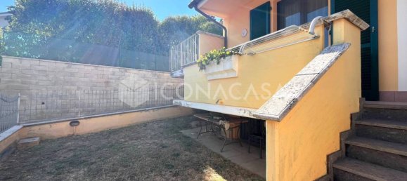 4 rooms Apartment in Santa Maria a Monte, Italy No. 257789 37