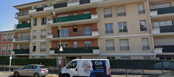 3 chambres Appartement à Les Pavillons-sous-Bois, France No. 330567 10