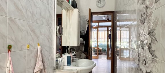 6 rooms Apartment in Viareggio, Italy No. 278136 15
