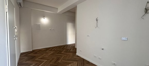 2غرفة بانتهاوس في Florence, Italy رقم 37211 7