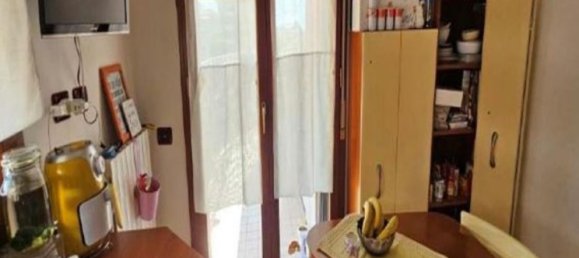 Apartamento de 3 habitaciónes en Vanzago, Italy No. 330398 6