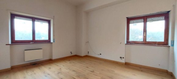 Отель, гостиница с 18 спальнями в Монте Сан Джованни Кампано, Италия № 51593 28