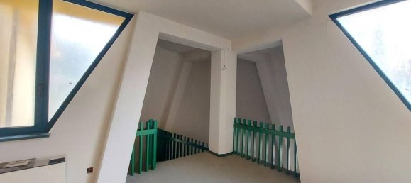 Отель, гостиница с 18 спальнями в Монте Сан Джованни Кампано, Италия № 51593 37