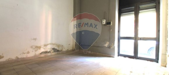 2 rooms Commercial property in Catania, Italy No. 284518 6