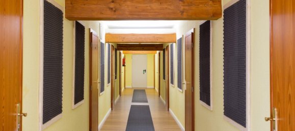 Отель, гостиница с 25 комнатами в Gottingen, Германия № 287958 10