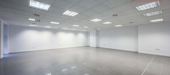 2402m² Warehouse in Mostoles, Spain No. 167767 19