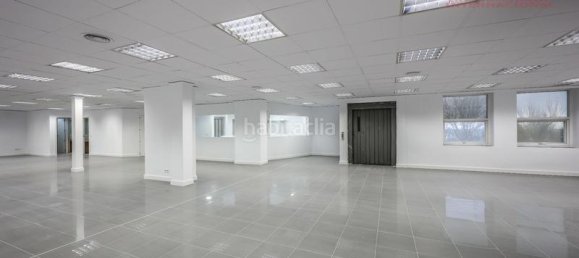 2402m² Warehouse in Mostoles, Spain No. 167767 35