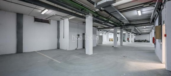 2402m² Warehouse in Mostoles, Spain No. 167767 2