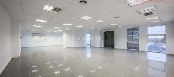 2402m² Warehouse in Mostoles, Spain No. 167767 17