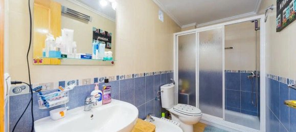 Apartamento de 2 dormitorios en Torrevieja, Spain No. 189494 13