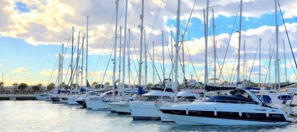 Apartamento de 2 dormitorios en Torrevieja, Spain No. 189494 16