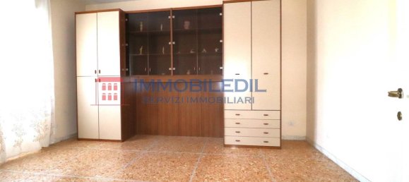 1 bedroom Apartment in Rome, Italy No. 354475 2