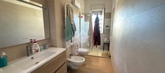 Квартира с 5 комнатами в Бари, Италия № 268043 17