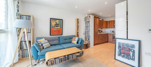 1 bedroom Apartment in London, United Kingdom No. 7645 9