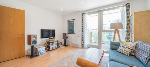 1 bedroom Apartment in London, United Kingdom No. 7645 12
