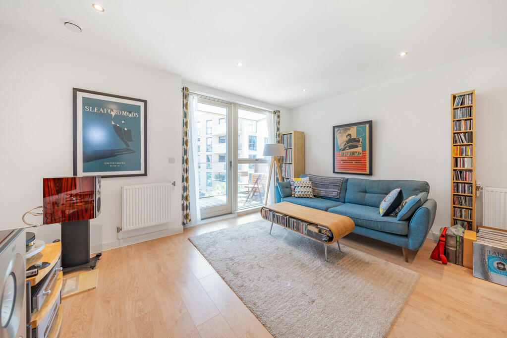 1 bedroom Apartment in London, United Kingdom No. 7645