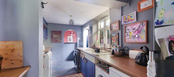 2 bedrooms House in Epsom, United Kingdom No. 9681 11