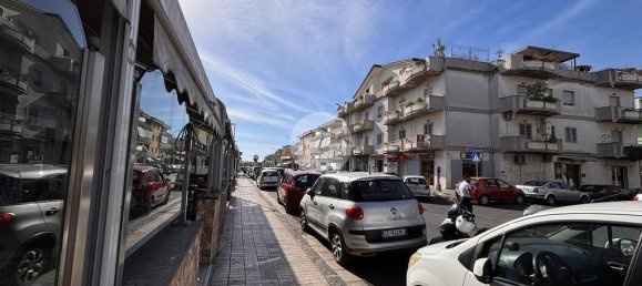 5-Zimmer Garage in Quarto, Italy, Nr. 356121 3