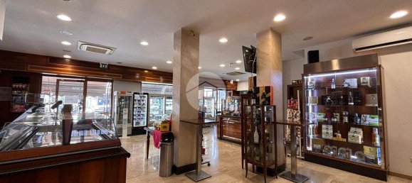 5-Zimmer Garage in Quarto, Italy, Nr. 356121 8