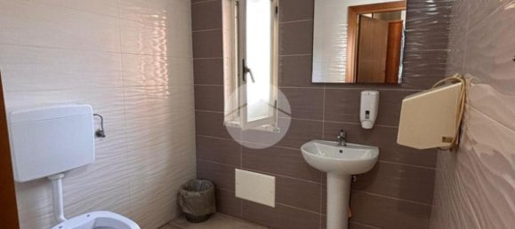 5-Zimmer Garage in Quarto, Italy, Nr. 356121 26