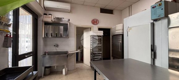 5-Zimmer Garage in Quarto, Italy, Nr. 356121 21