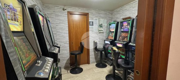 5-Zimmer Garage in Quarto, Italy, Nr. 356121 27