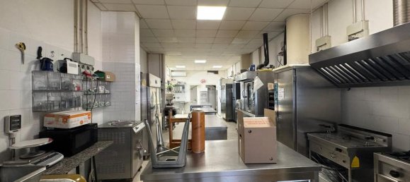 5-Zimmer Garage in Quarto, Italy, Nr. 356121 20