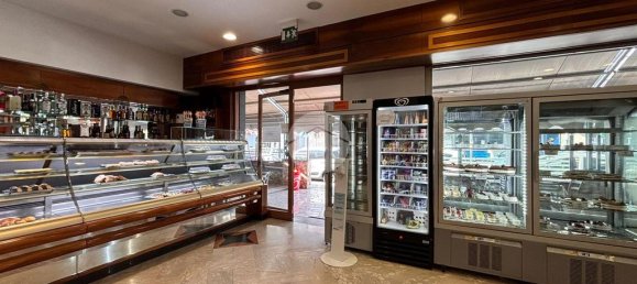 5-Zimmer Garage in Quarto, Italy, Nr. 356121 9