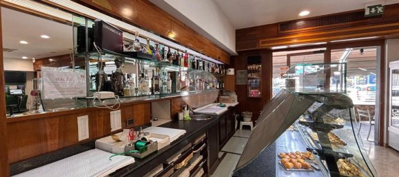 5-Zimmer Garage in Quarto, Italy, Nr. 356121 14