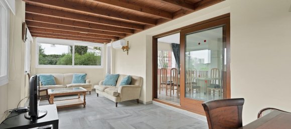 5 bedrooms Villa in Marbella, Spain No. 129888 20
