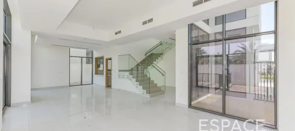 Вилла с 4 спальнями в Al Furjan, ОАЭ № 108483 2